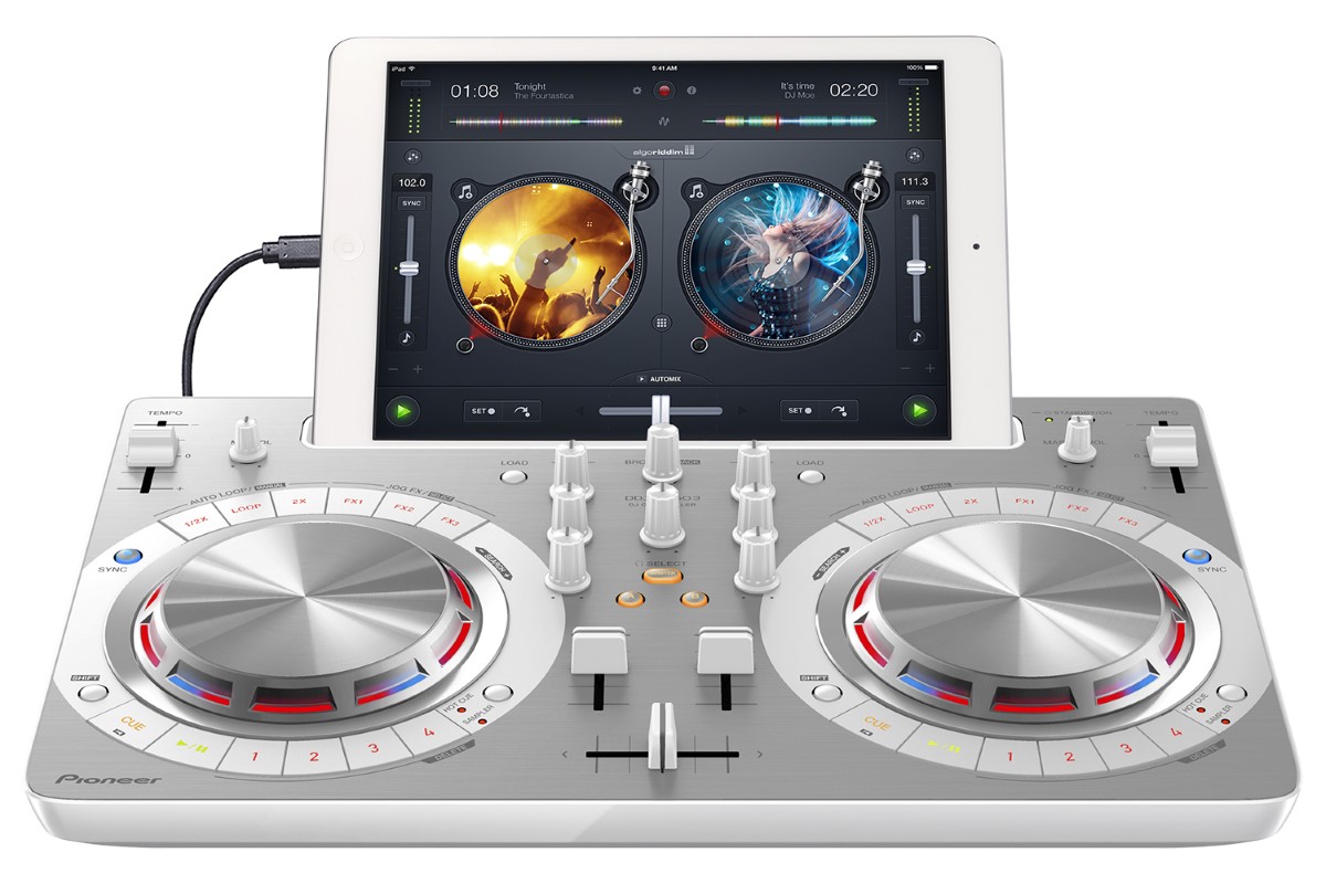 Pioneer ddj wego3 controller announced.